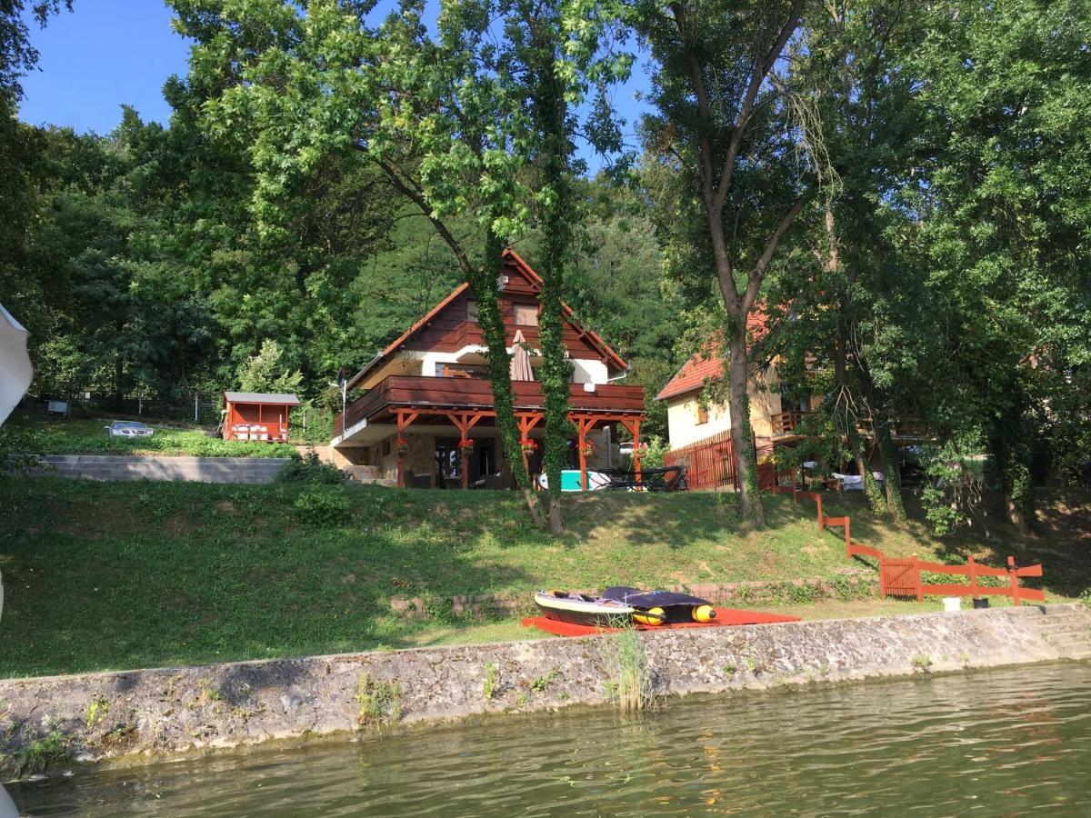 Holiday home Beach House Orfu